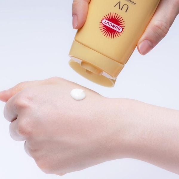 Gel Chống Nắng Chống Thấm Nước Suncut UV Perfect Gel Super Water Proof SPF50+ PA++++ (Chai 80g)