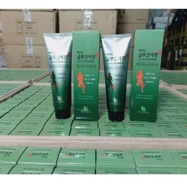 Dầu xoa bóp lạnh Glucosamine Hàn Quốc 150ml