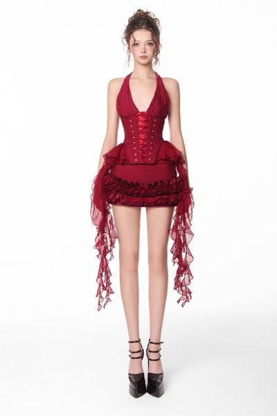  POISE SKIRT IN RED UNVEIL 
