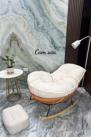 Ghế bập bênh cánh cụt