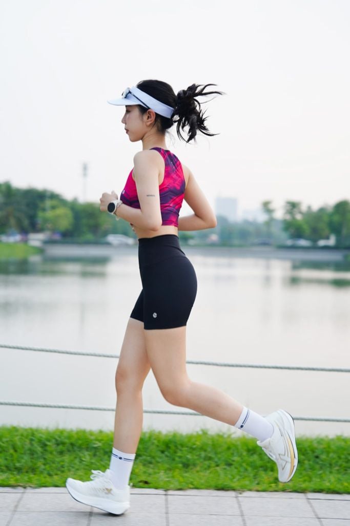 Áo Thể Thao Nữ LM26S04F258