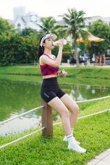 Quần legging đùi LIVANRUN LV26N03F329
