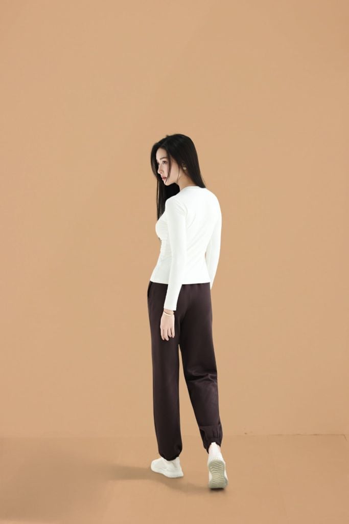 Áo Cổ Tròn Nỉ Nữ LV25W04F230