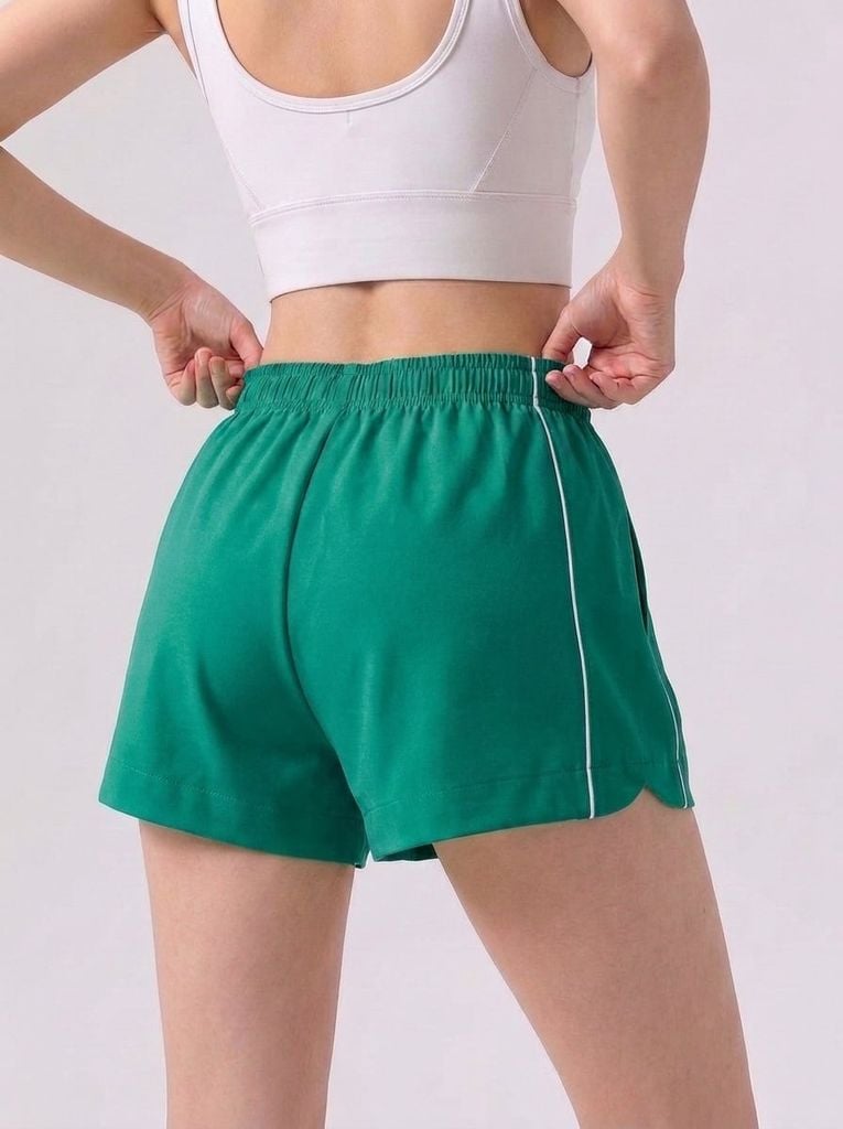 Quần Short Nữ LV26S04F320