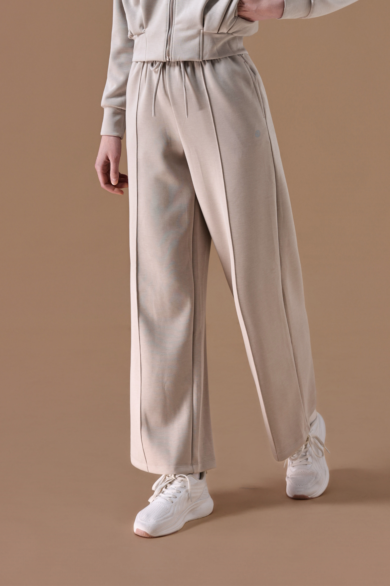 Quần Ống Suông Nỉ Nữ LV25W04F311