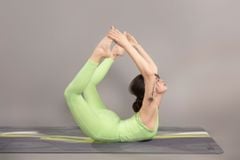 Bộ Tập Yoga Nữ Phối Lưới LV25N01F514 (D)