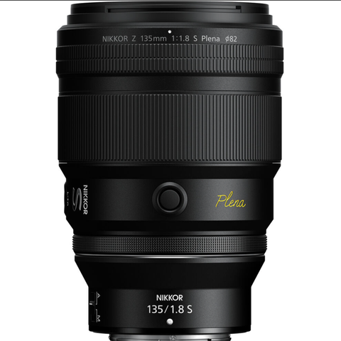 NIKKOR Z 135mm f/1.8 S Plena