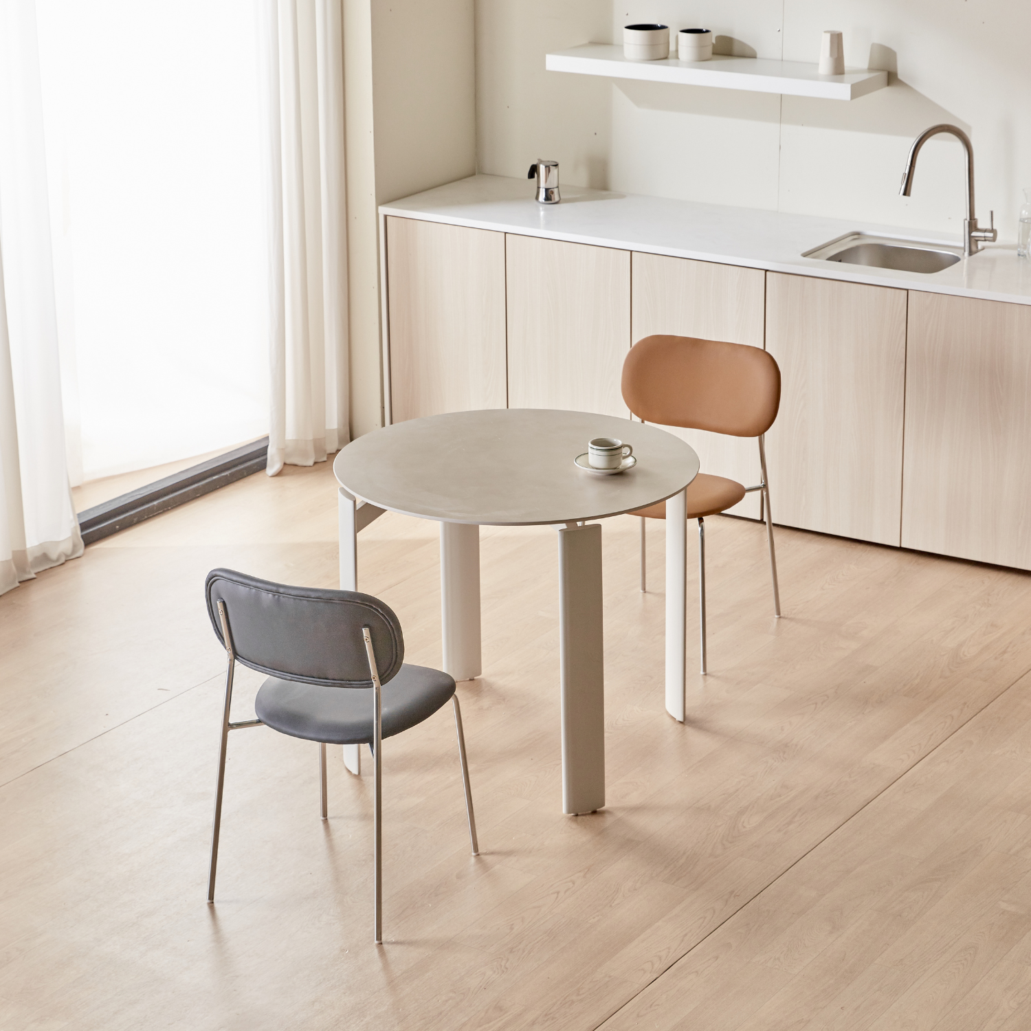 BÀN ĂN TRÒN SPRITZ CERAMIC NHẬP KHẨU (2 CHỖ / 4 CHỖ)