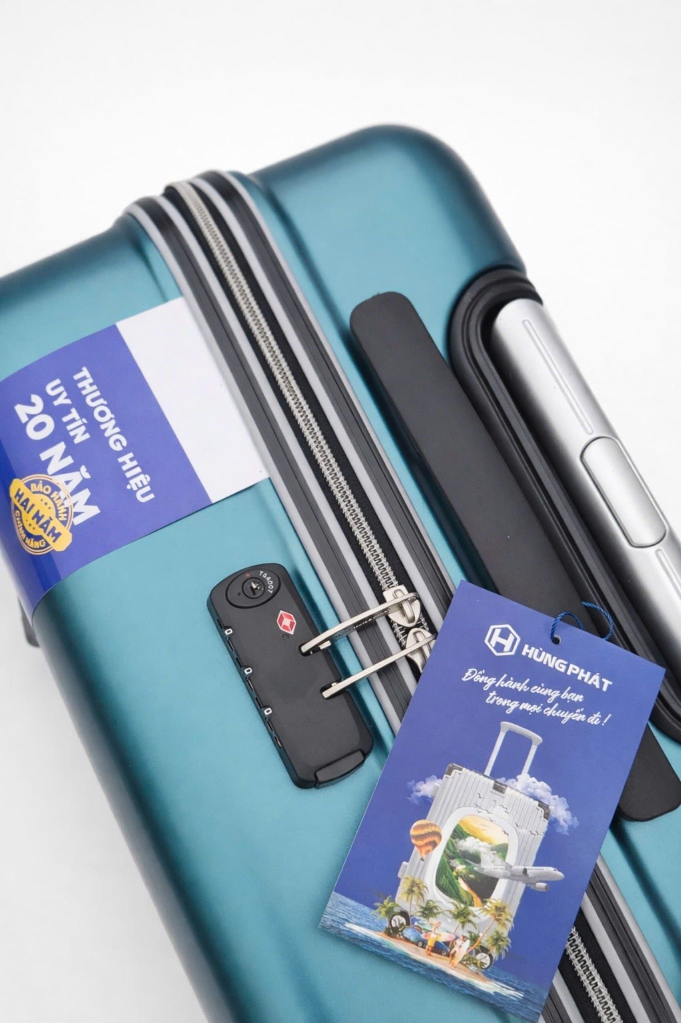  Vali nhựa Hùng Phát 849 gọn nhẹ, phù hợp cho mọi chuyến công tác 