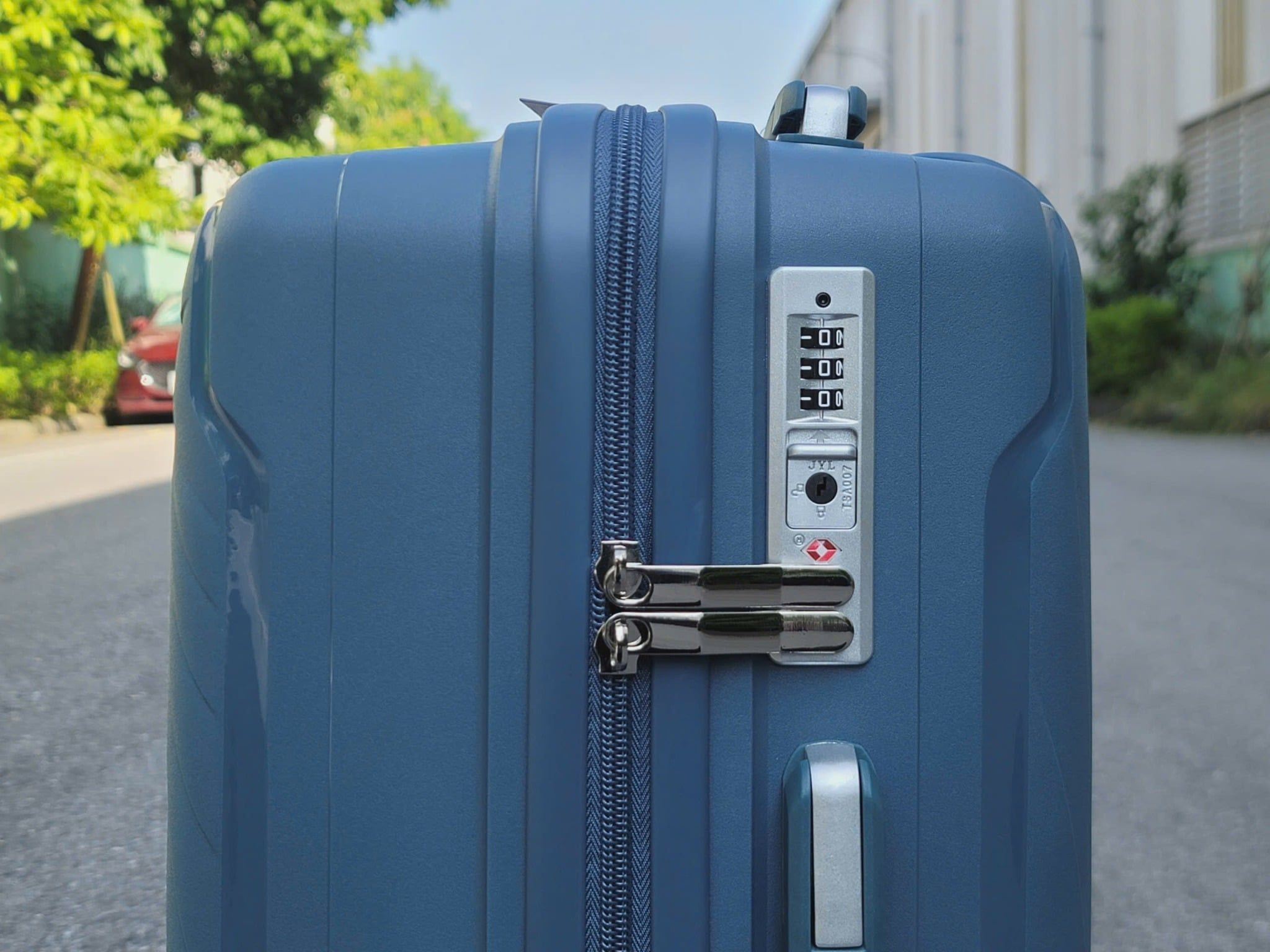  Vali nhựa Travelking 8801 