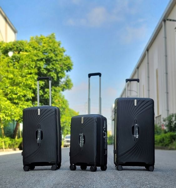  Vali nhựa Travelking 8801 