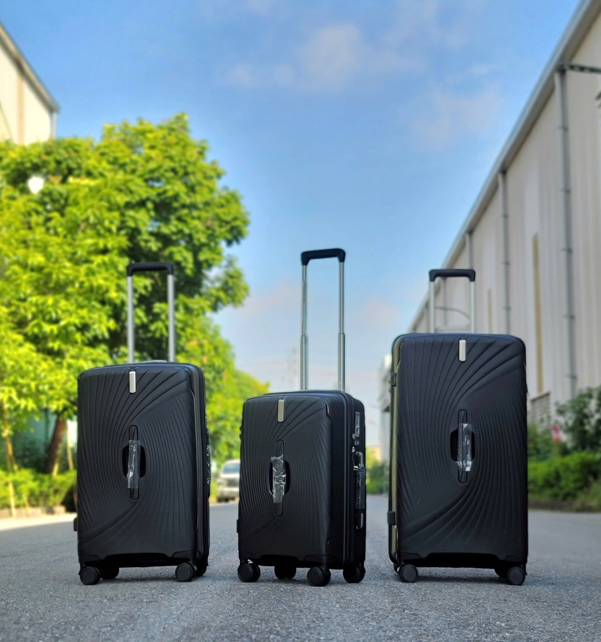  Vali nhựa Travelking 8801 