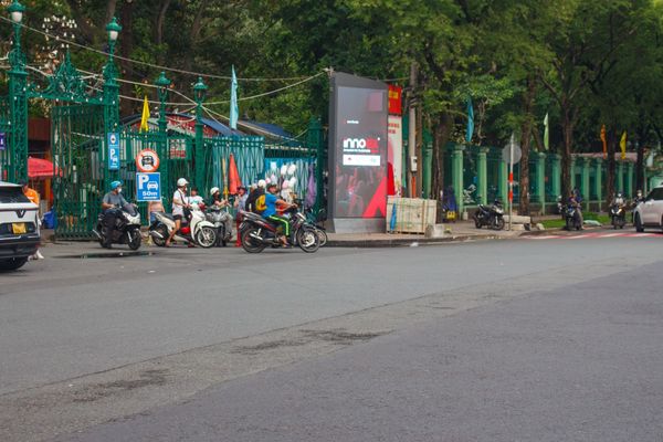  LED 5G Thảo Cầm Viên 