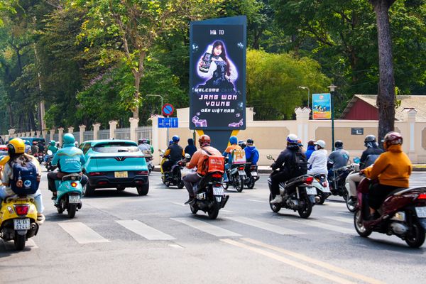  LED 5G Dinh Độc Lập 