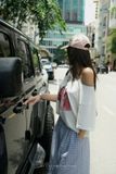  SET ÁO TRỄ VAI IN TÚI QUẦN SUÔNG SỌC - TH 