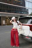  SET ÁO CROP VIỀN REN QUẦN SUÔNG KIỂU - TH 