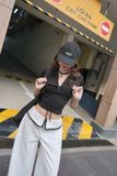  SET ÁO CROP VIỀN REN QUẦN SUÔNG KIỂU - TH 