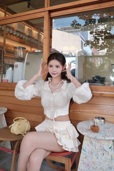  SET ÁO DÀI TAY CHÂN VÁY XÒE - TH 