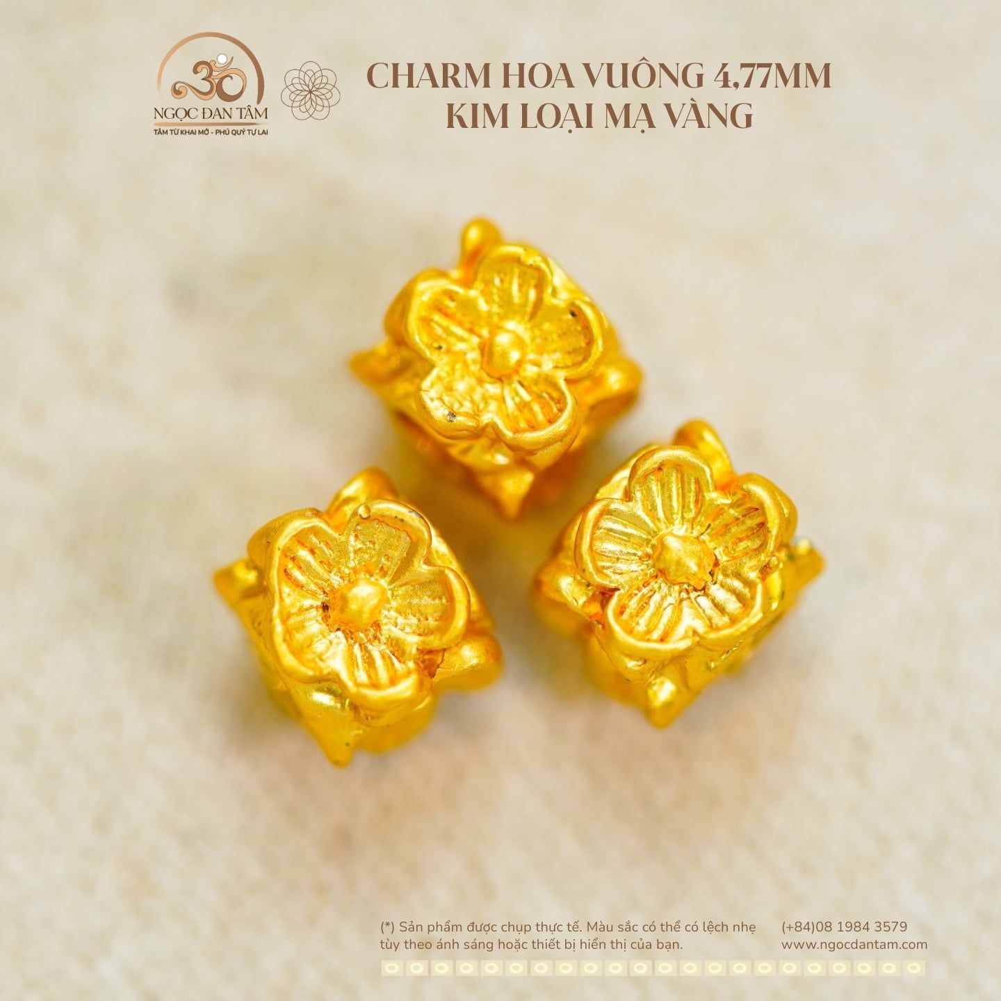  Charm Hoa Vuông - Kim Loại Mạ Vàng Cao Cấp 
