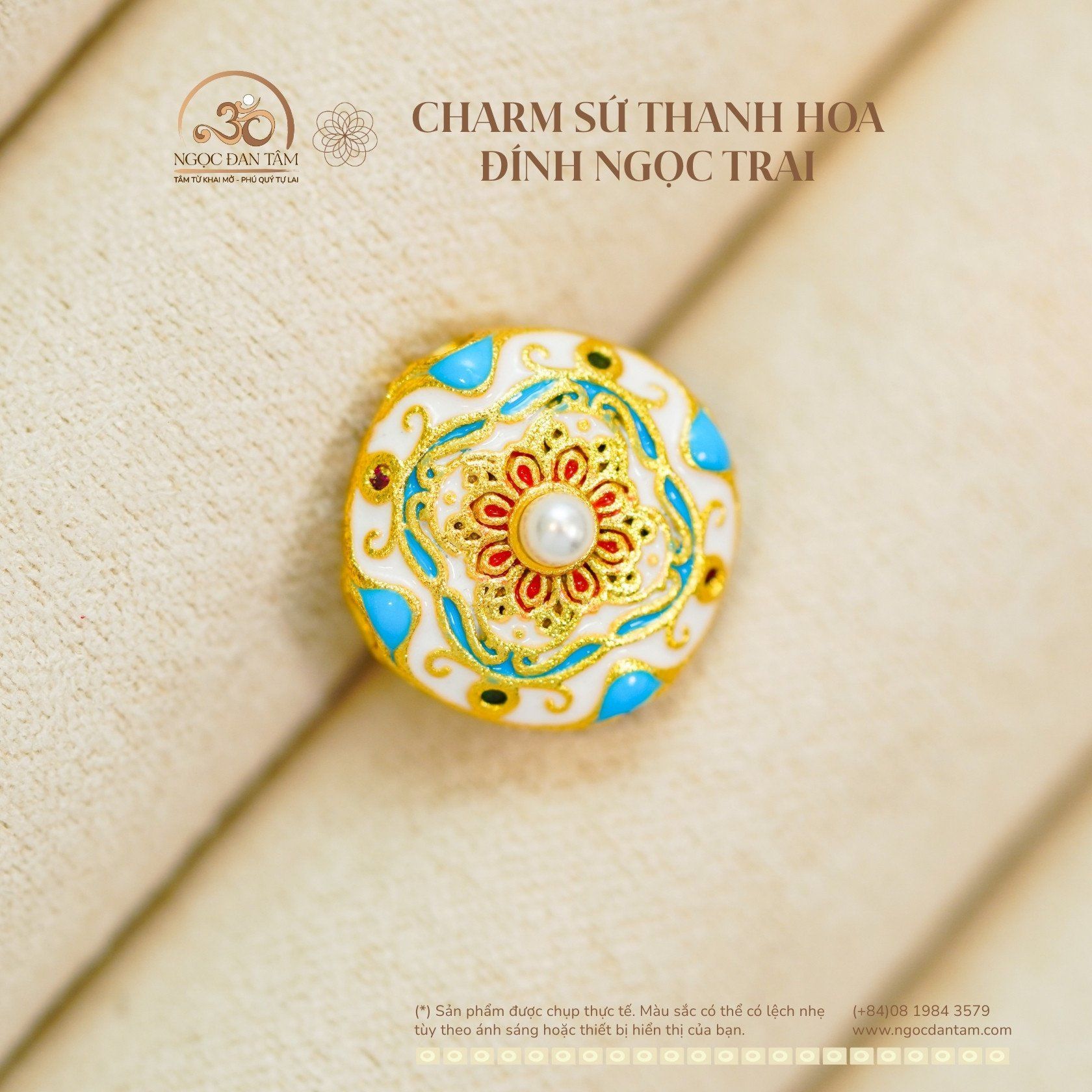  Charm Sứ Thanh Hoa Đính Ngọc Trai 13,30mm - Kim Loại Mạ Vàng Cao Cấp 