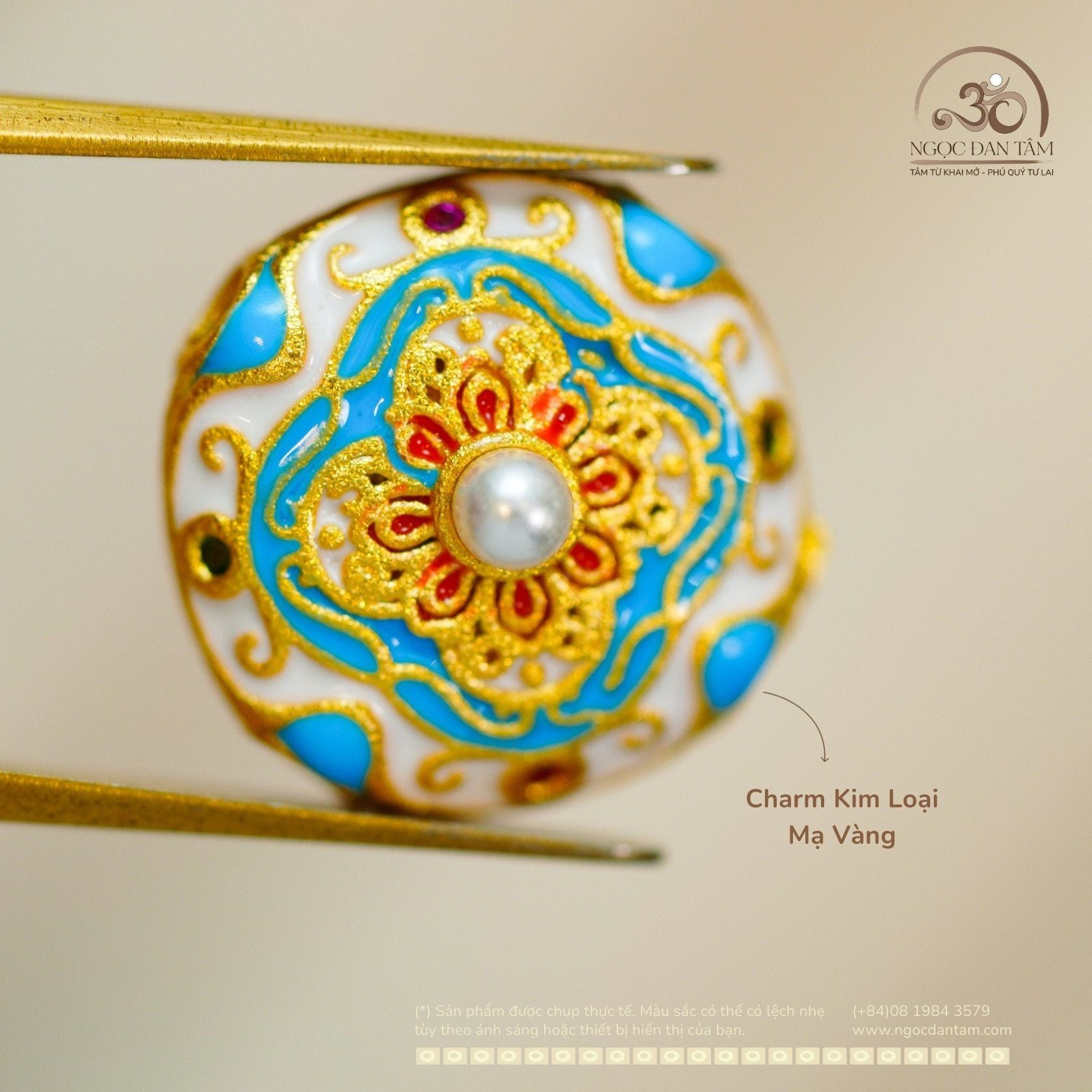  Charm Sứ Thanh Hoa Đính Ngọc Trai 13,30mm - Kim Loại Mạ Vàng Cao Cấp 