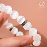  Vòng Tay Selenite 3A - 10mm Phối Charm Bạc Chữ Vạn 