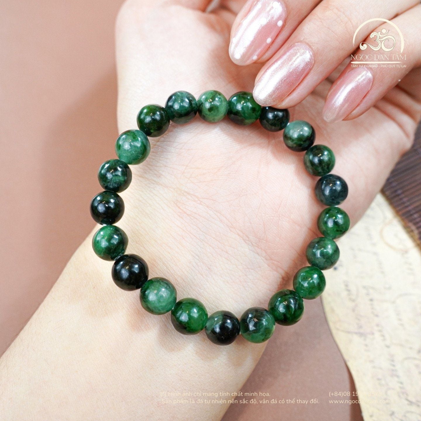  Vòng tay Cẩm Thạch Xanh Lý 8mm 