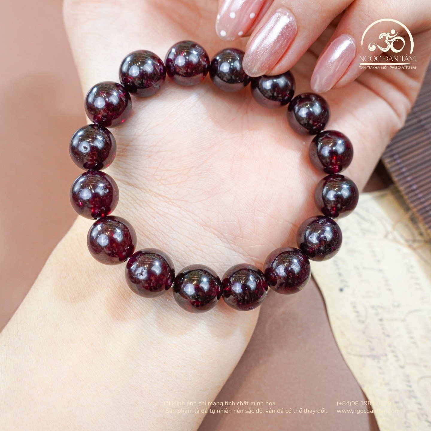  Vòng Tay Đá Garnet Tím 11mm 5A 