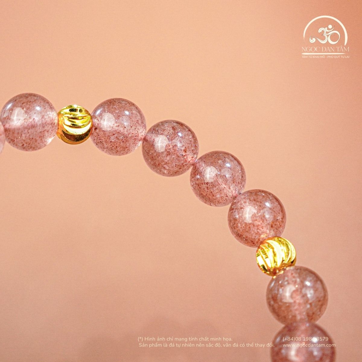  Vòng Tay Đá Thạch Anh Dâu Tây 8mm 2A Phối Charm Minh Châu 