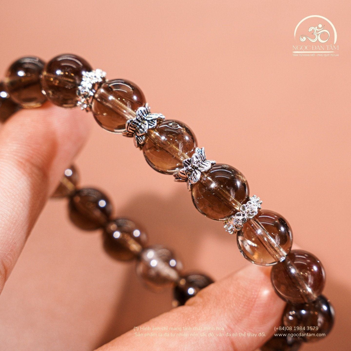  Vòng Tay Thạch Anh Khói 10mm 2A Phối Charm Bạc 