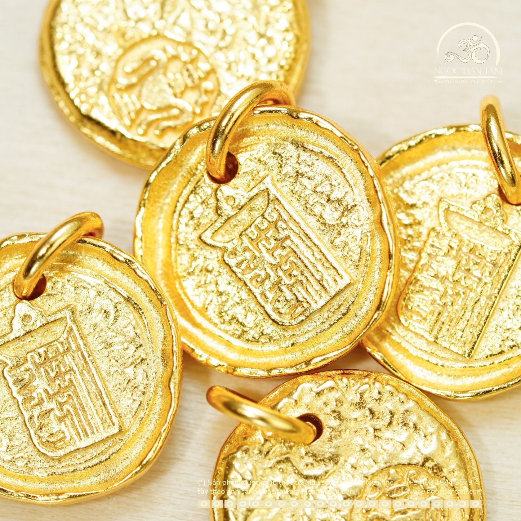  Mặt Dây Chuyền Tròn Đèn Vàng - Bạc 925 Mạ Vàng Cao Cấp 