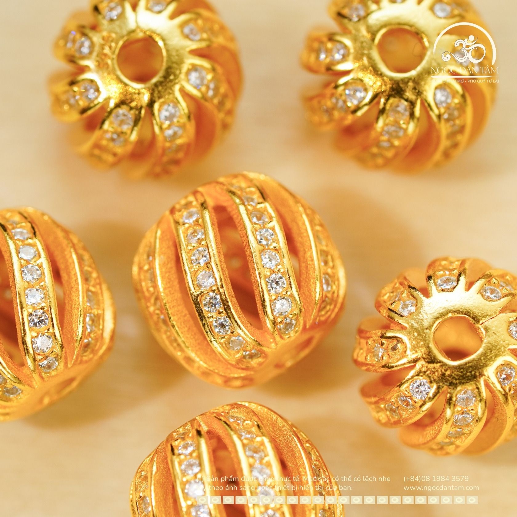  Charm Tròn Xoắn Đá Trắng 8.92mm - Bạc 925 Mạ Vàng Cao Cấp 