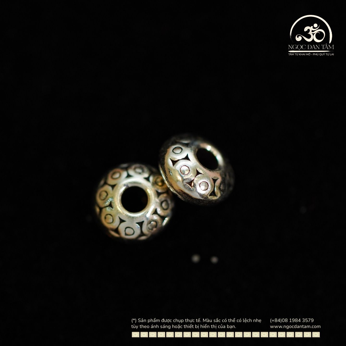  Charm đệm IO - Bạc Cao Cấp 