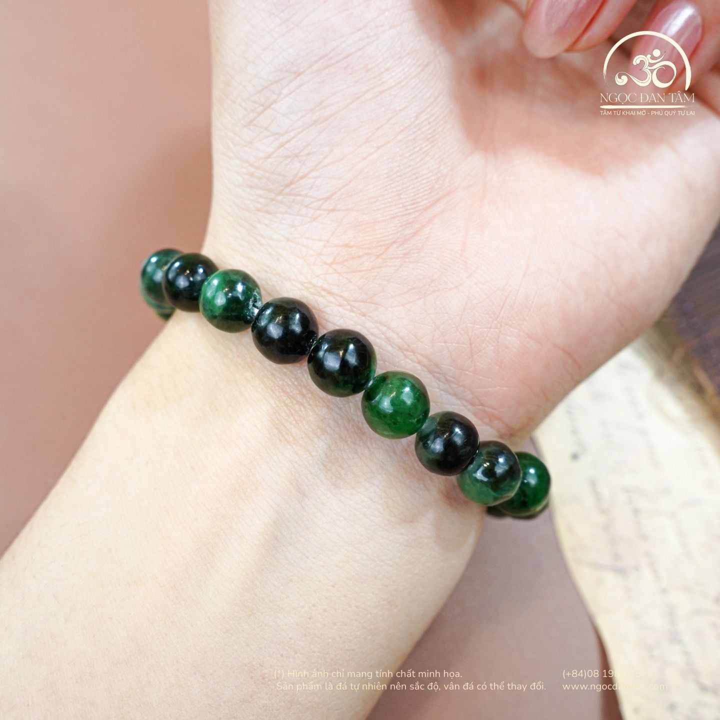  Vòng tay Cẩm Thạch Xanh Lý 8mm 