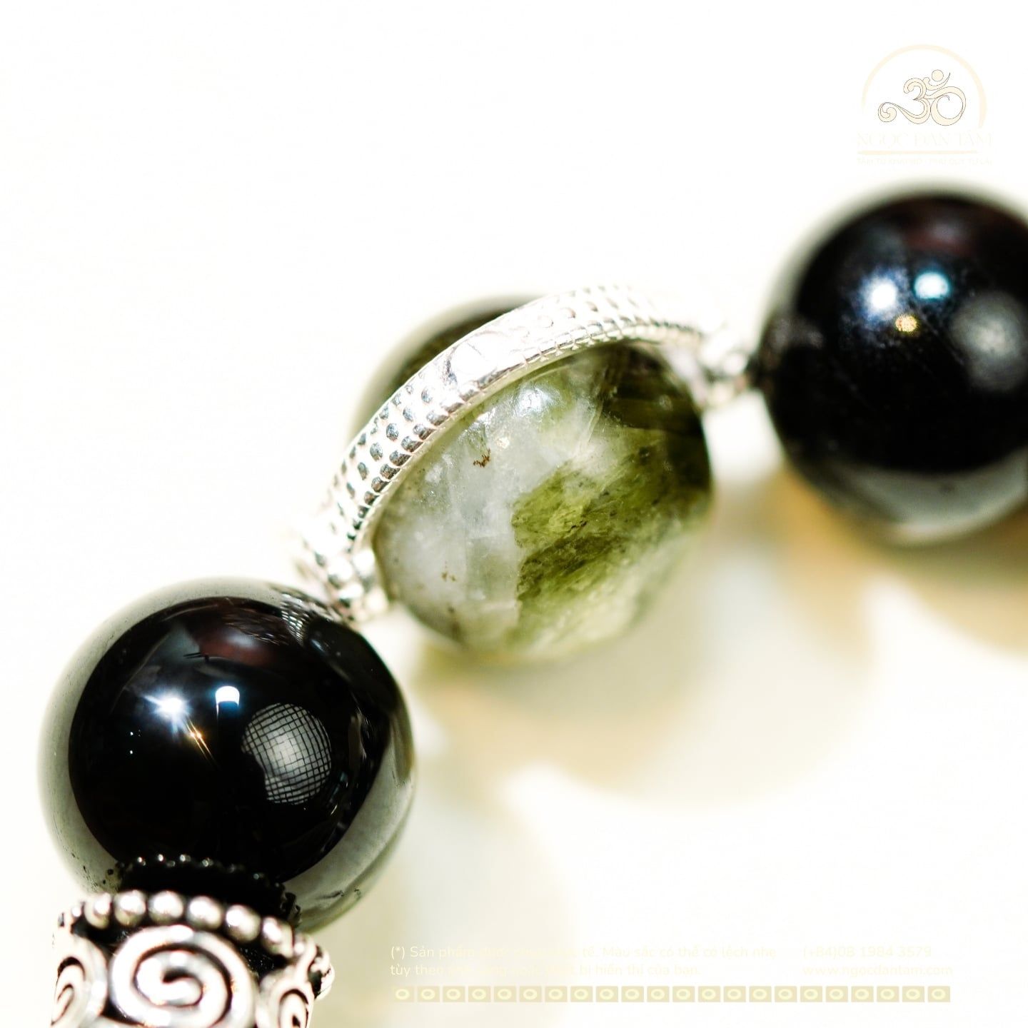  Vòng tay Tourmaline Đen 10mm 2A Phối Charm Bọc Đá 