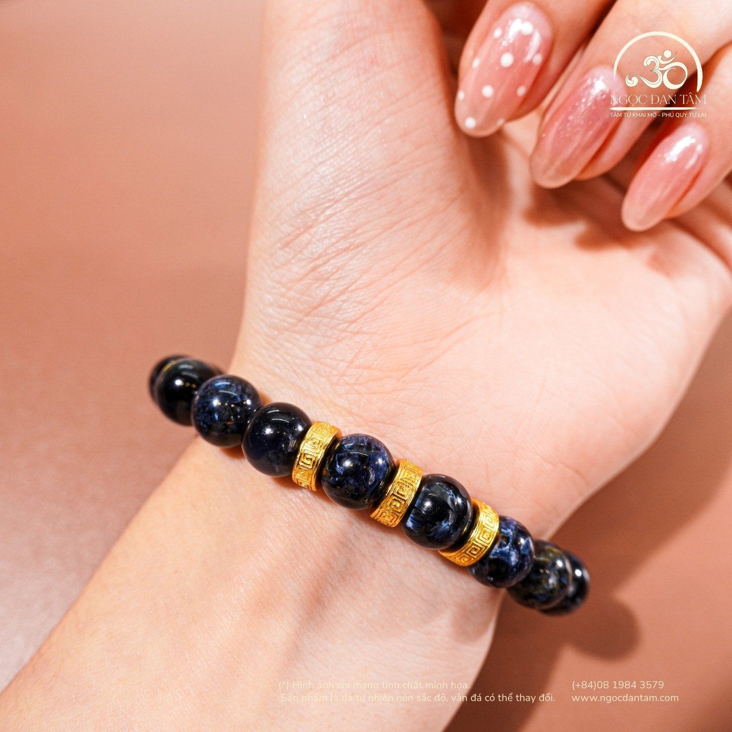  Vòng Tay Đá Giông Bão 9mm 5A Phối Charm Bạc Mạ Vàng 