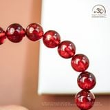  Vòng Tay Đá Garnet 8mm 5A Phối Charm Cỏ 4 Lá 