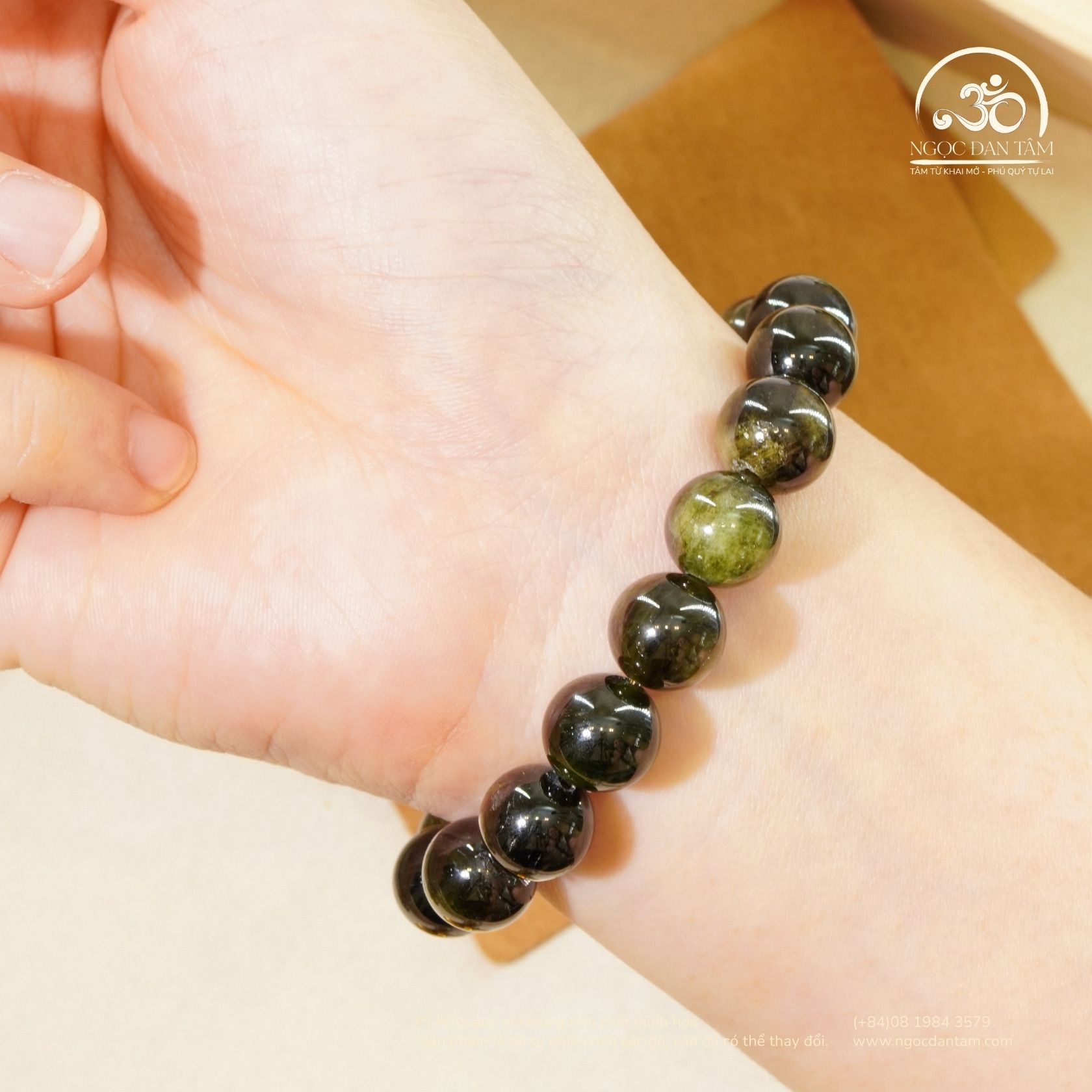  Vòng Tay Đá Sapphire Ánh Titan 11mm 5A 