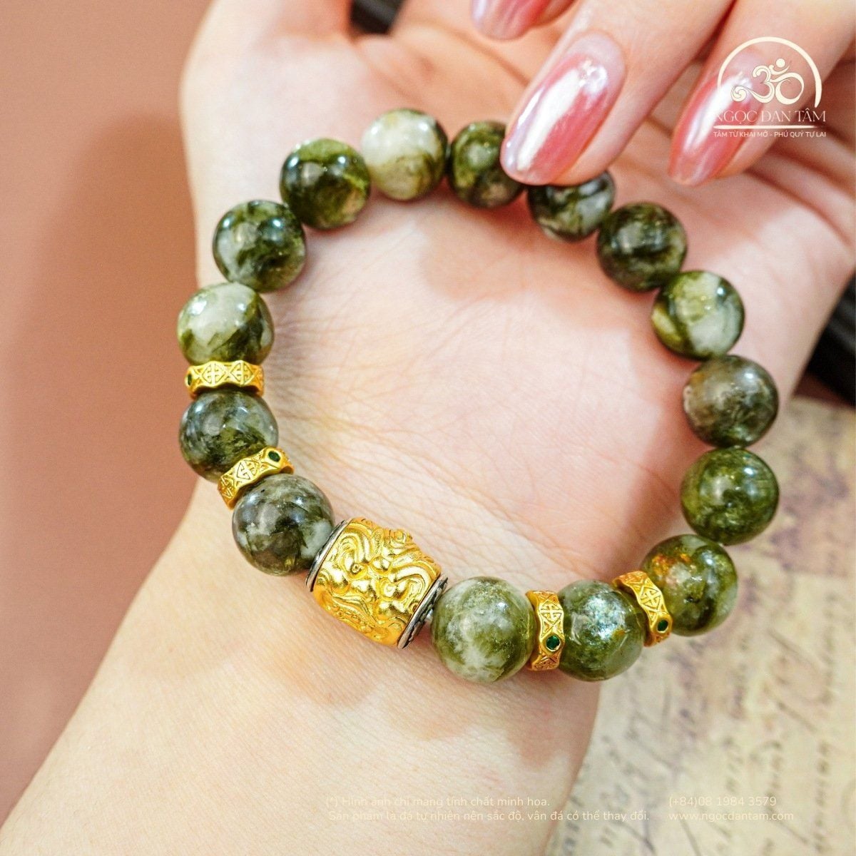  Vòng Tay Mắt Rồng Xanh Phối Charm Lu Thống Tỳ Hưu 10mm 2A 