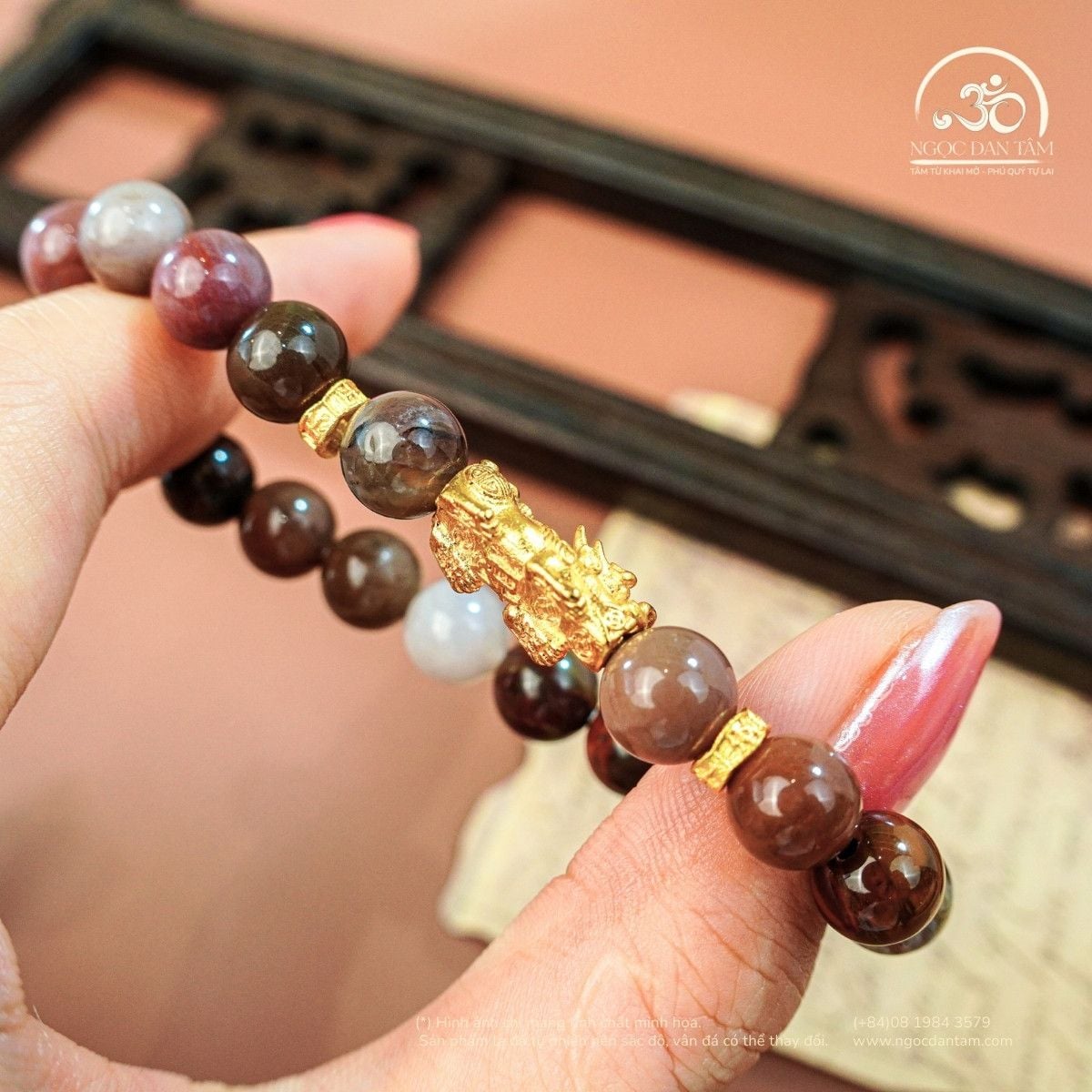  Vòng Tay Gỗ Hóa Thạch 8mm 2A Phối Charm Tỳ Hưu 