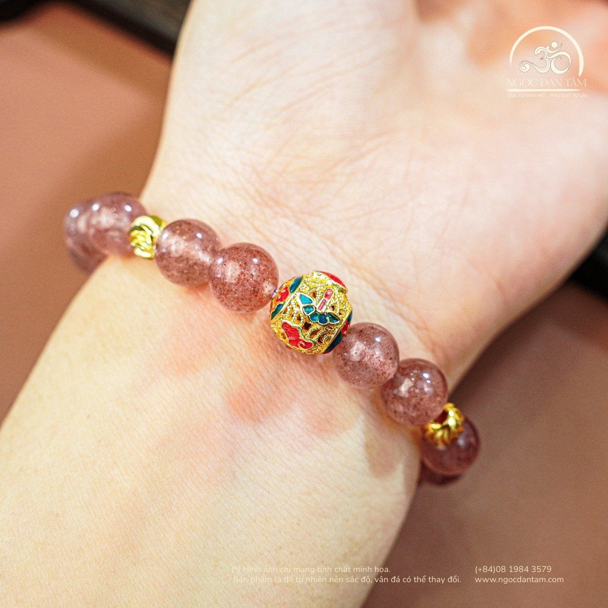  Vòng Tay Đá Thạch Anh Dâu Tây 8mm 2A Phối Charm Minh Châu 