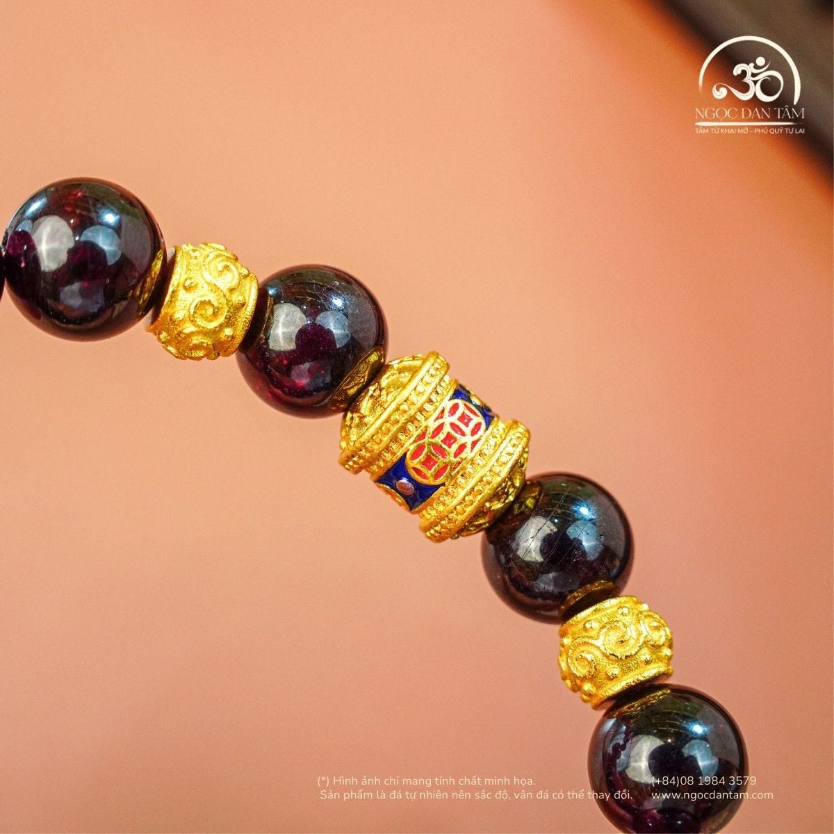  Vòng Tay Đá Garnet 10mm 3A Phối Charm Lu Thống 