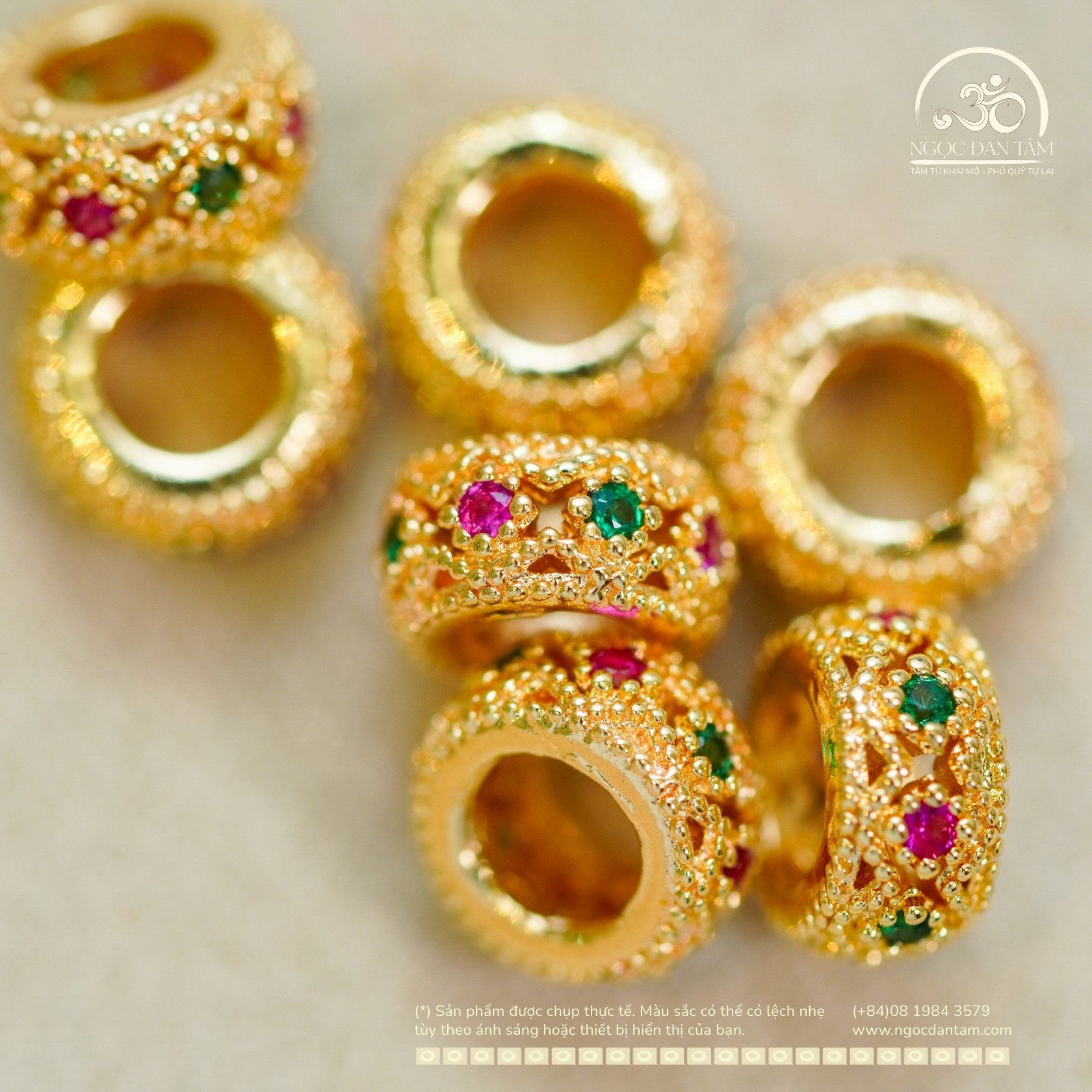  Charm Tròn Dẹp Đính Đá 8mm - Kim Loại Mạ Vàng 