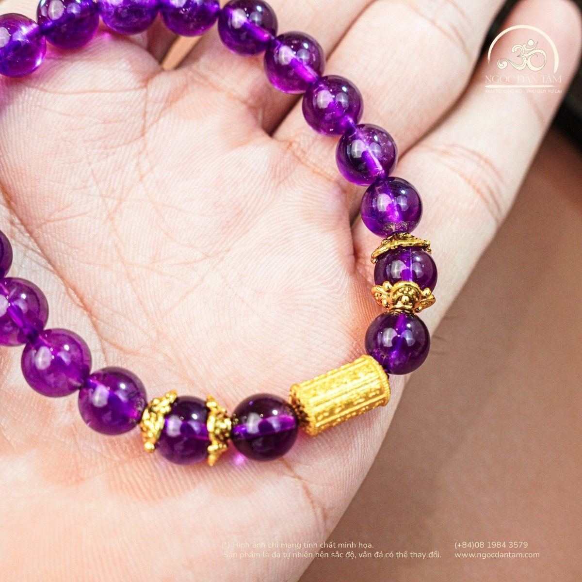  Vòng Tay Đá Thạch Anh Tím 8mm 6A Phối Charm Trụ Chú Omani 