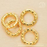  Charm Tròn Khắc Chữ Xỏ Ngang 9.55mm - Bạc 925 Mạ Vàng Cao Cấp 