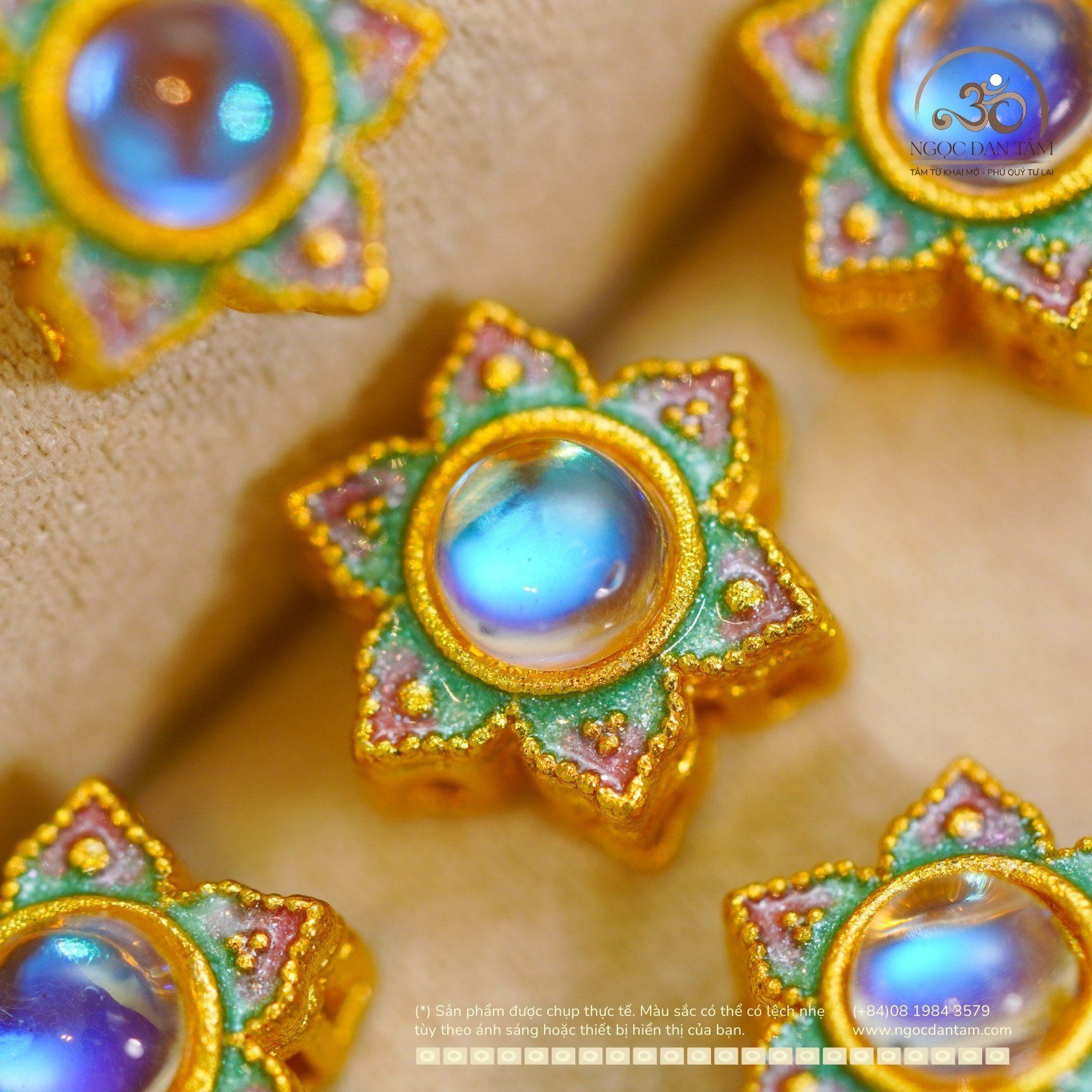  Charm Hoa Đính Đá Trắng 10,91mm - Kim Loại Mạ Vàng Cao Cấp 