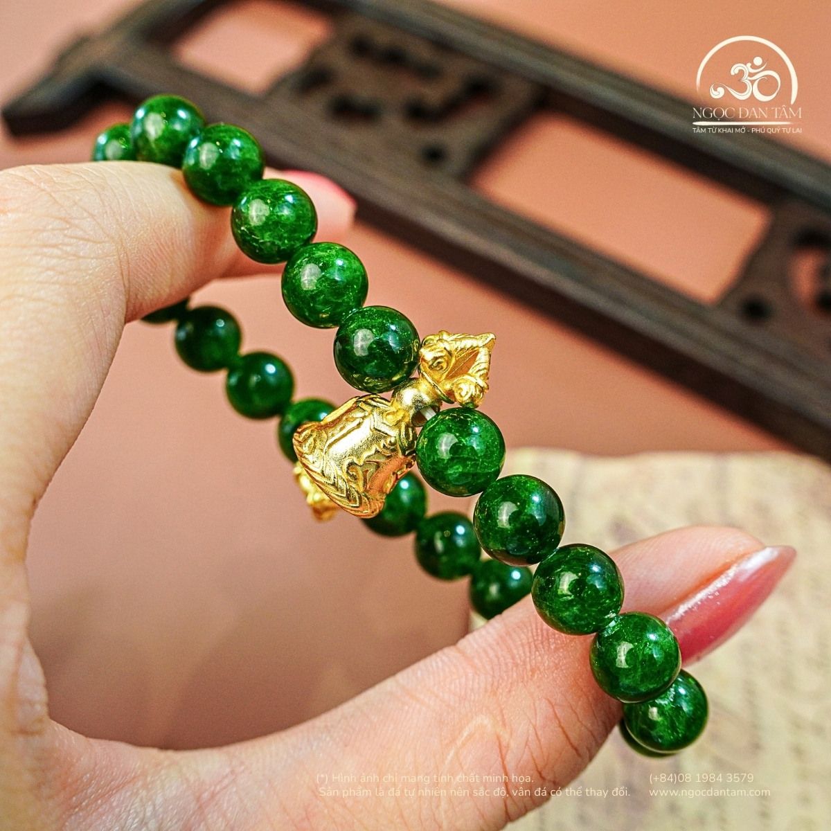  Vòng Tay Diopside Phối Charm Chuông Lục Tự Và Chùy Kim Cang 8mm 4A 