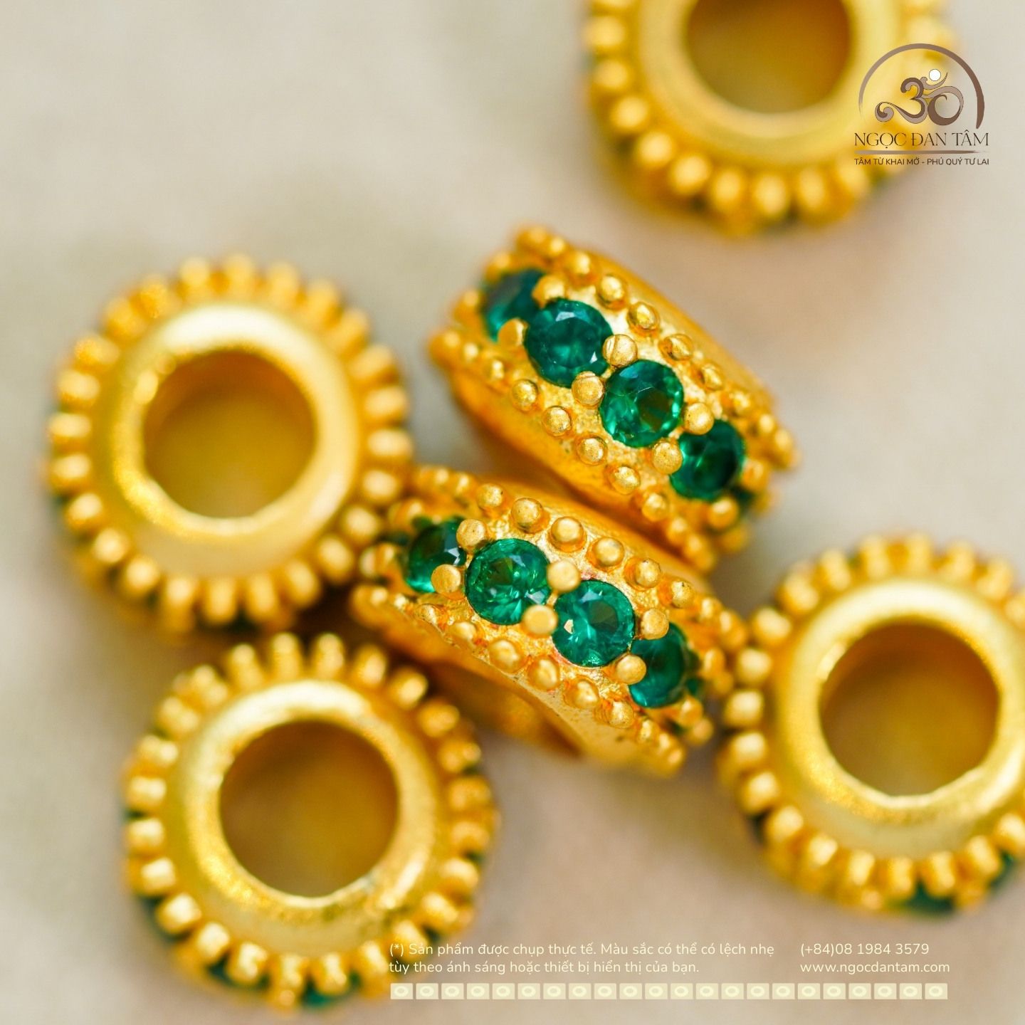  Charm Tròn Đính Đá Xanh Mạ Vàng - Bạc 925 Mạ Vàng 