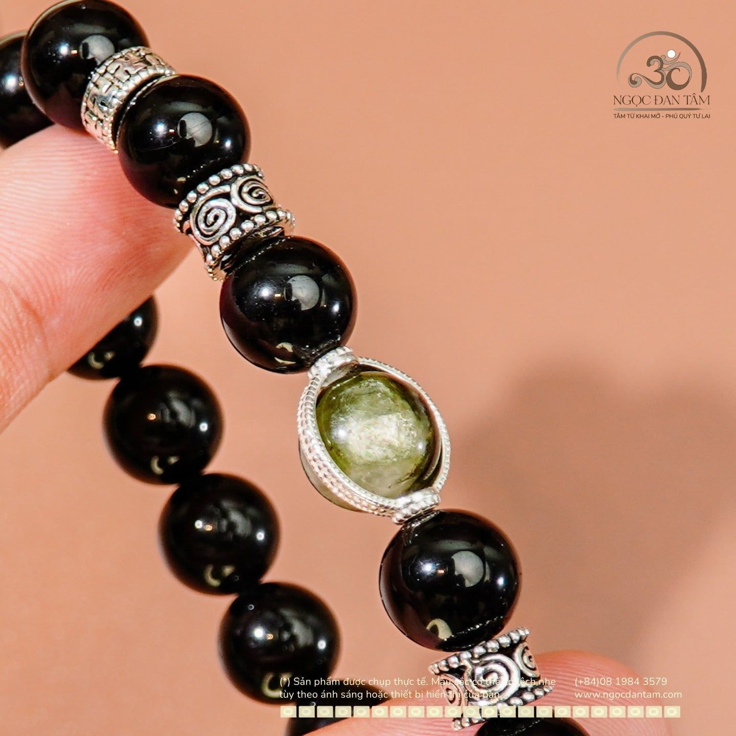  Vòng tay Tourmaline Đen 10mm 2A Phối Charm Bọc Đá 