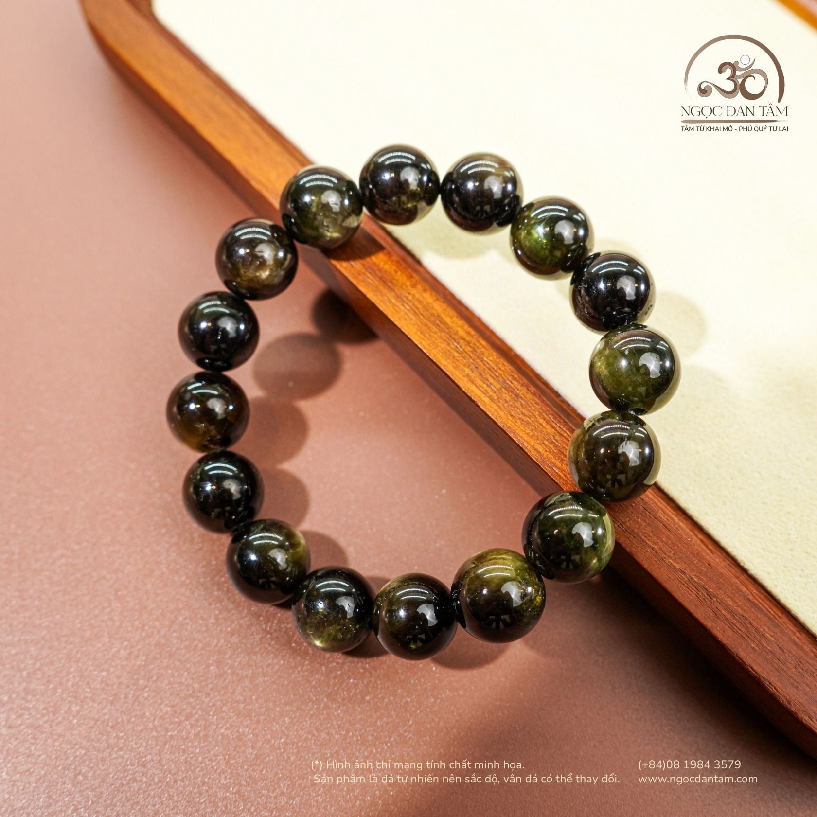  Vòng Tay Đá Sapphire Ánh Titan 11mm 5A 